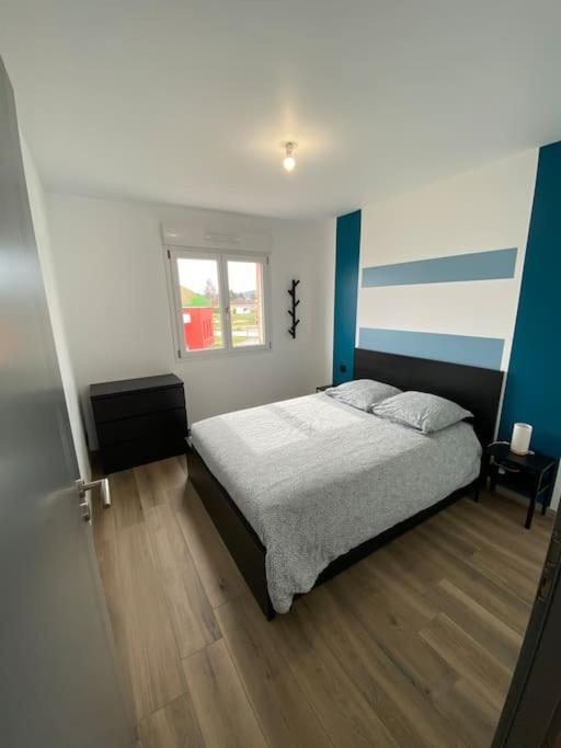 Appartement Climatise Charmes  Εξωτερικό φωτογραφία